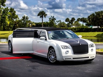 Read more about the article Why do limos cost so much money