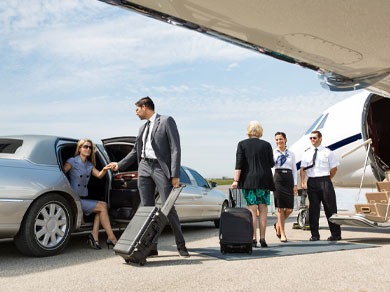 Read more about the article Avail the top-notch airport Limousine service for hassle free transport